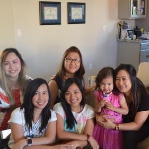 Meet your Posher, Laura